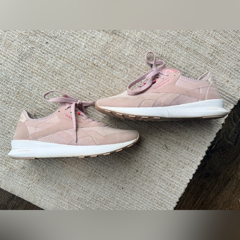 Reebok Women's Soft Pink Sneakers